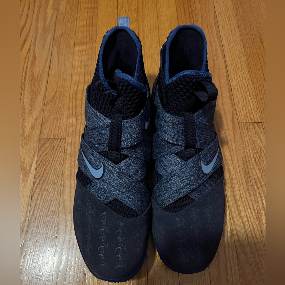 LeBroN - Soldier 12 - Anchor - Men Size 12 - Used - No Box